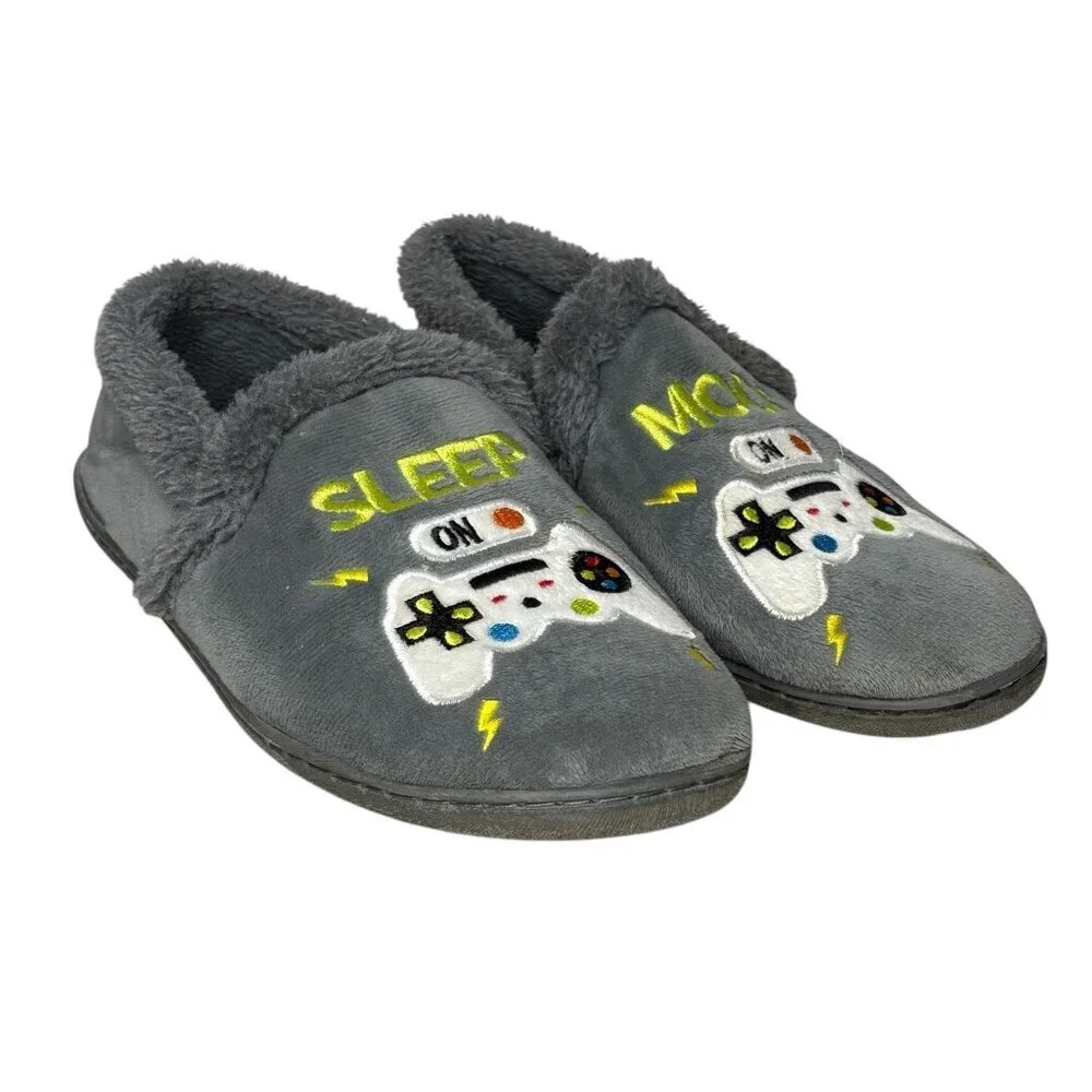 Wonder Nation Boys Slippers Gamer Size 6 Hard Bottom